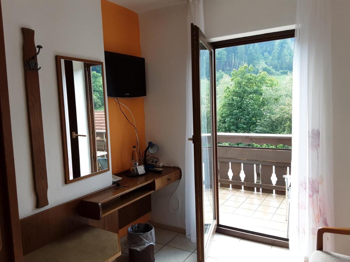 Hotel Gasthof Zur Krone Oberzent Екстериор снимка