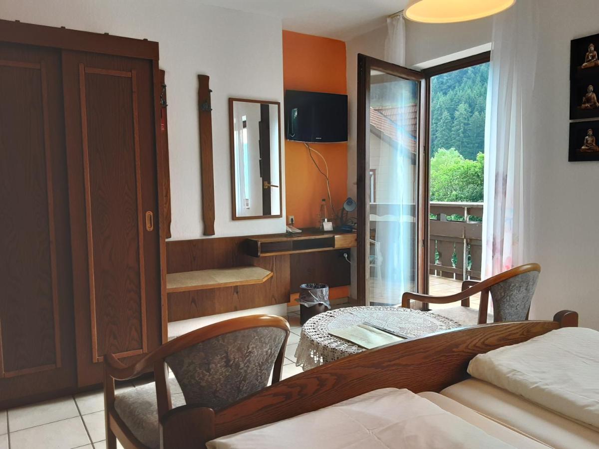 Hotel Gasthof Zur Krone Oberzent Екстериор снимка