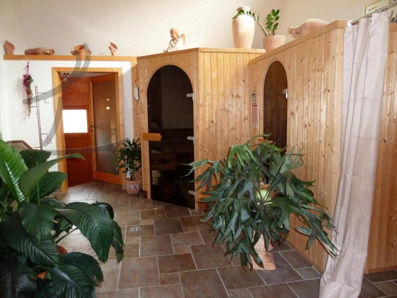 Hotel Gasthof Zur Krone Oberzent Стая снимка